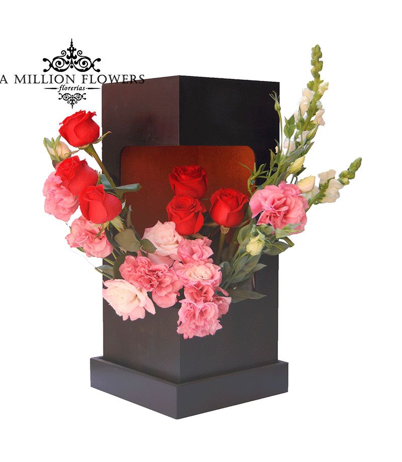 Arreglos Florales En Cajas | Flores en caja para enviar a domicilio.